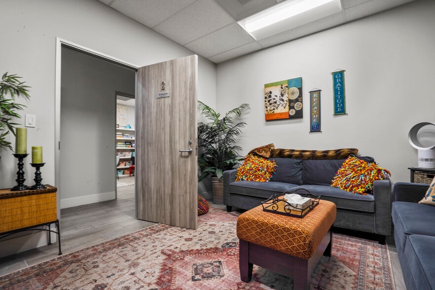 More Photos Of 23832 Rockfield Blvd, Lake Forest Medical For Sale