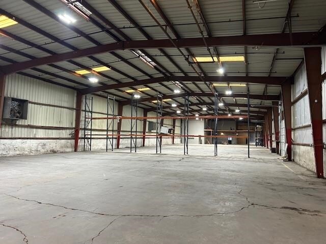 More Photos Of 1905 Aduanales Ln, Laredo Warehouse For Lease