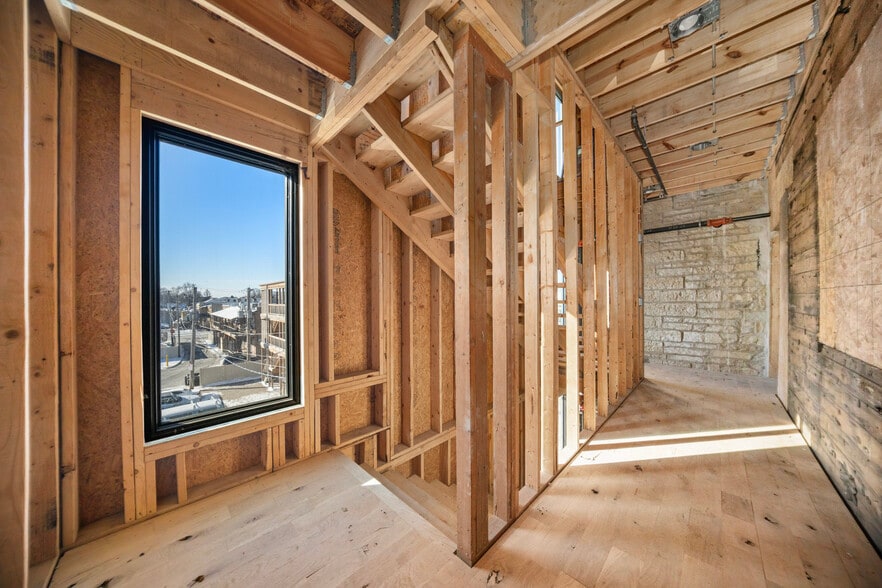 More Photos Of 1000 S State St, Lockport Restaurant For Lease