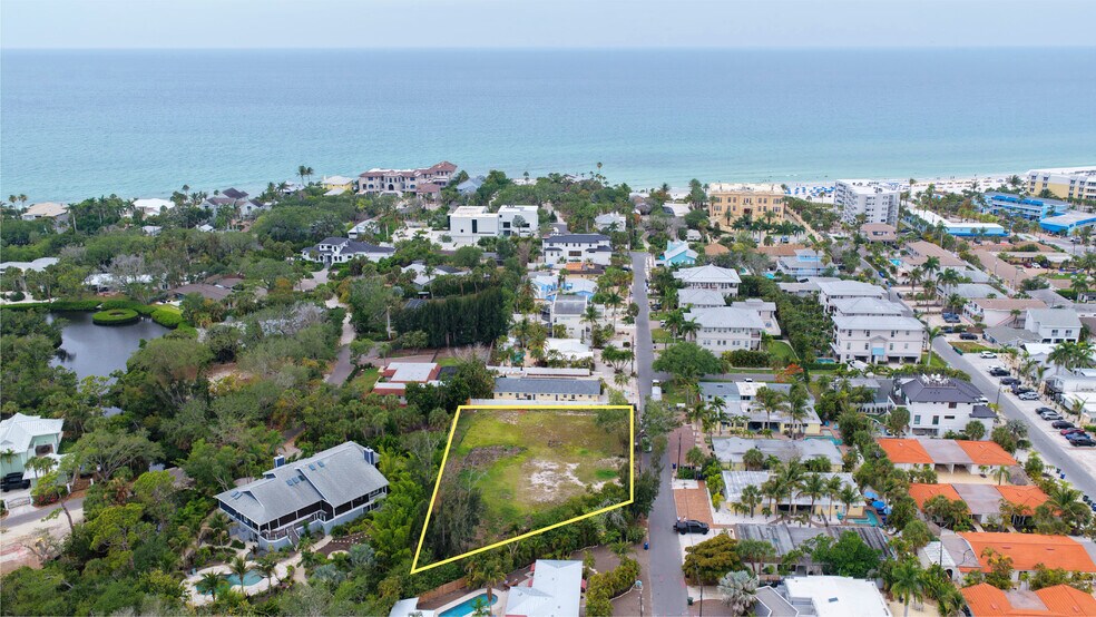 Primary Photo Of 1122 Crescent St, Sarasota Land For Sale
