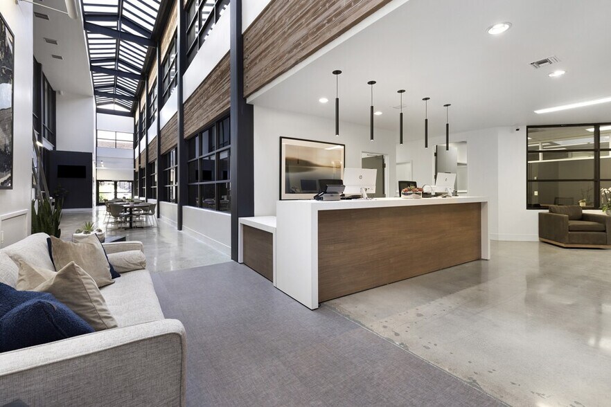 More Photos Of 2102 Business Center Dr, Irvine Coworking Space