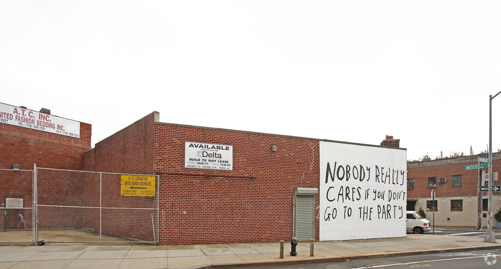 More Photos Of 14 Franklin St, Brooklyn Warehouse For Lease