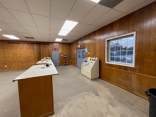 More Photos Of 4200 Maysville Rd, Commerce Light Distribution For Lease