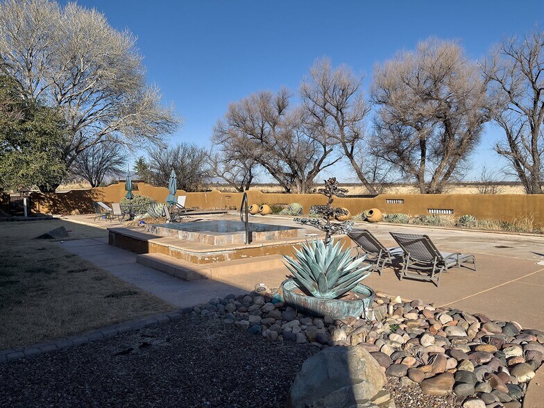 More Photos Of 8933 S Yell Ln, Hereford Hospitality For Sale