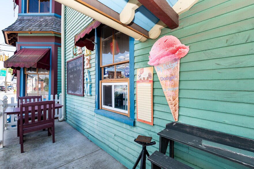 More Photos Of 55 Chestnut St, Elmer Convenience Store For Sale