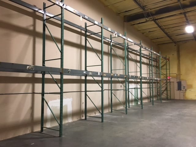 More Photos Of 7575 Kingspointe Pky, Orlando Showroom For Lease