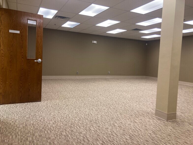 More Photos Of 105 1st St SE, Minot Apartments For Lease