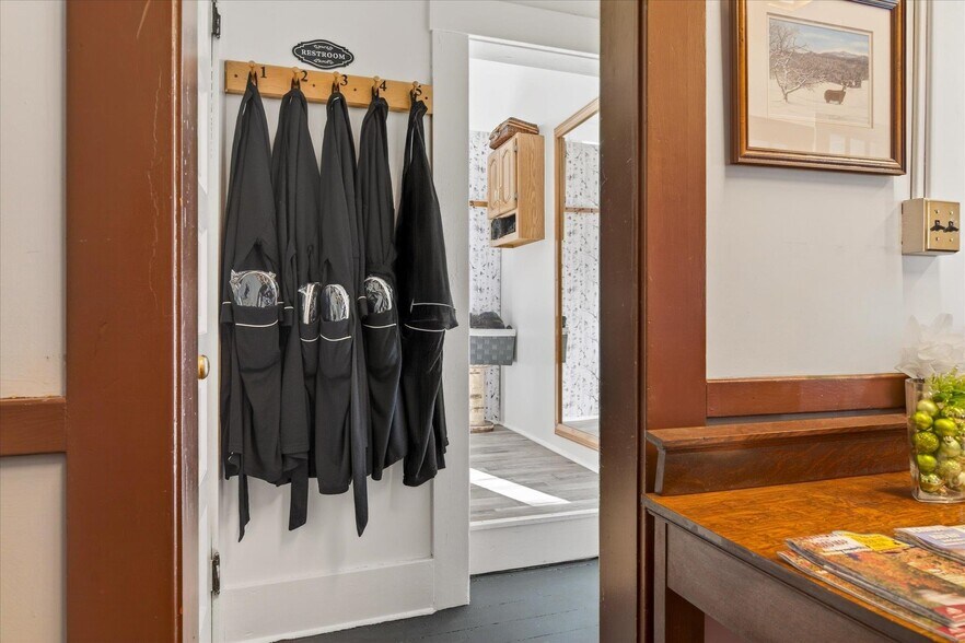 More Photos Of 66 Duttonsville School dr, Cavendish Specialty For Sale