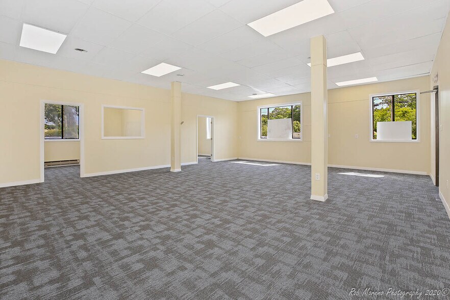 More Photos Of 17-19 Hayward St, Ipswich Manufacturing For Lease