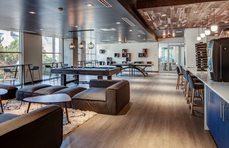 More Photos Of 532 E College Ave, State College Apartments For Lease