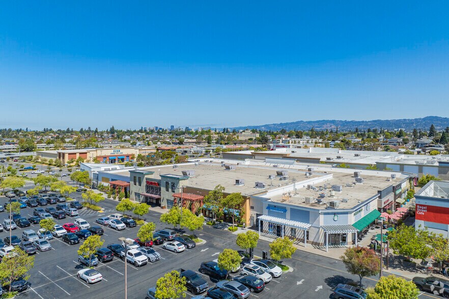 More Photos Of 523-2367 S Shore Ctr W, Alameda Unknown For Lease