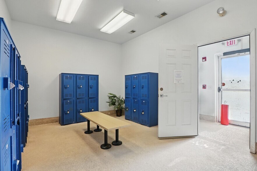 More Photos Of 507 Pittsburgh St, Springdale Rehabilitation Center For Sale