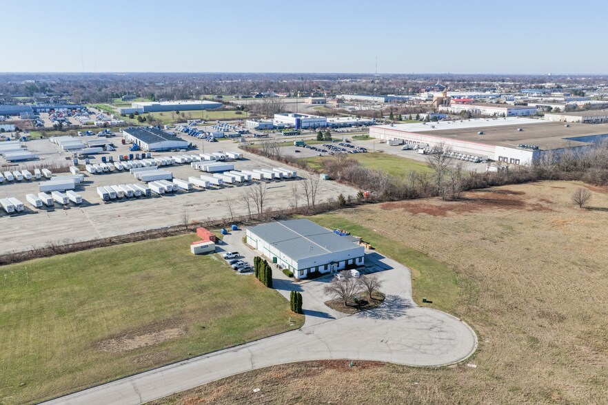 More Photos Of 9635 Park Davis Dr, Indianapolis Warehouse For Sale