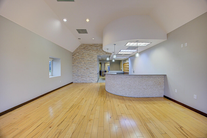 More Photos Of 311 S Highway 183, Leander Medical For Sale