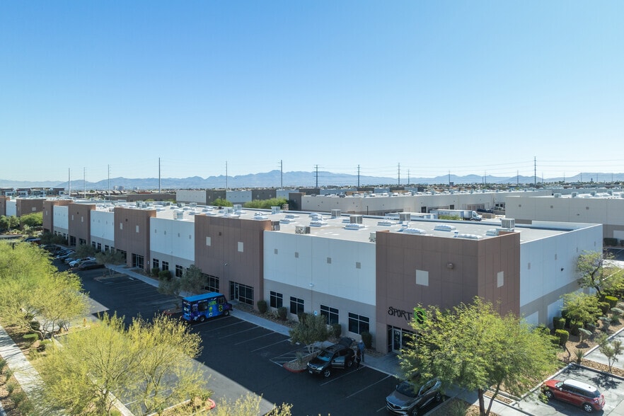 More Photos Of 7061 W Arby Ave, Las Vegas Warehouse For Lease