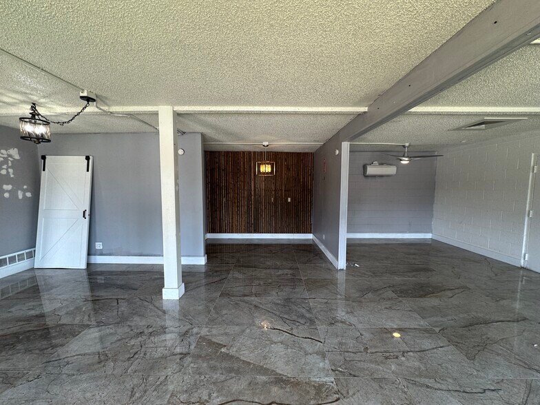 More Photos Of 510 W Main St, Azle Storefront Retail Office For Sale