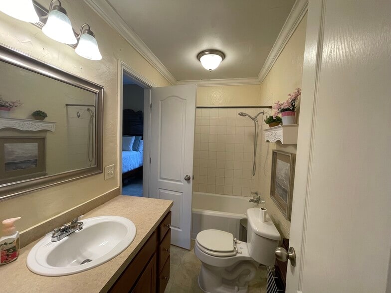 More Photos Of 10599 Highway 119, Alabaster Office Residential For Sale