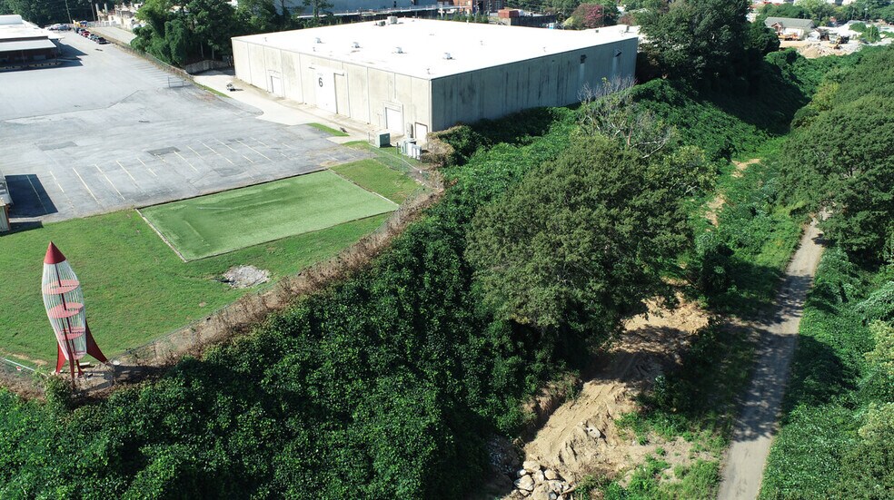 More Photos Of 460 Englewood Ave SE, Atlanta Distribution For Lease