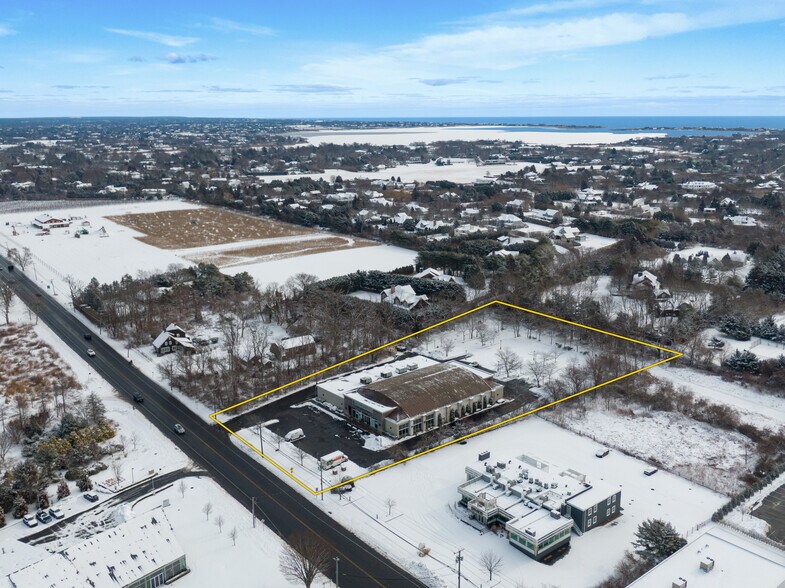 More Photos Of 54 Montauk Hwy, Southampton Freestanding For Sale