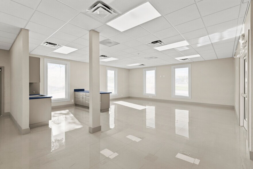 More Photos Of 431 N Kirkman Rd, Orlando Medical For Lease