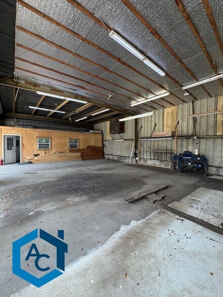 More Photos Of 3085 Gamble Rd, Monticello Industrial For Lease