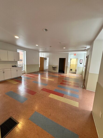 More Photos Of 433 Franklin St, Buffalo Schools For Lease