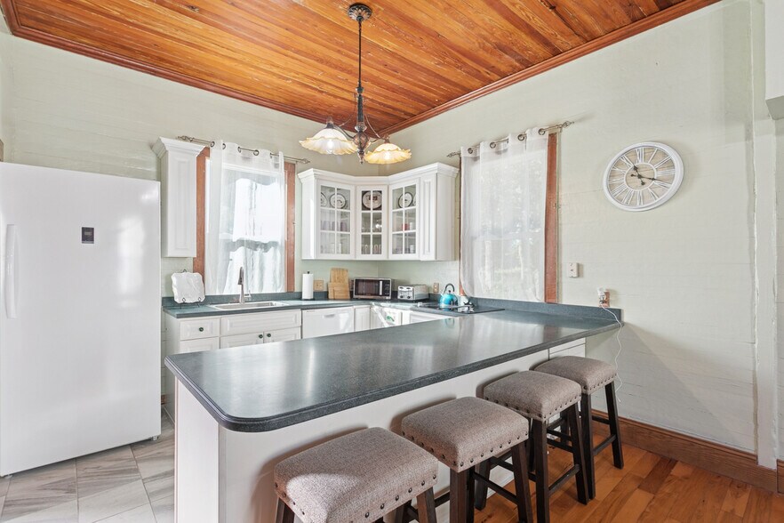 More Photos Of 2135 2nd St, Slidell Flex For Sale