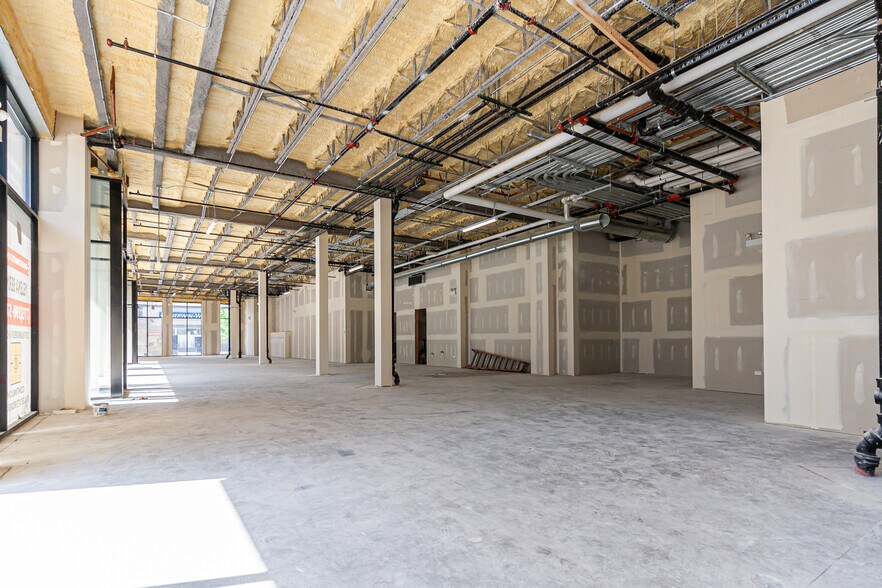 More Photos Of 1710 N Western Ave, Chicago Apartments For Lease