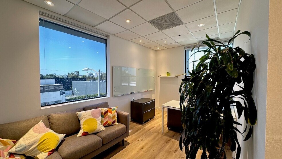 More Photos Of 13101 W Washington Blvd, Culver City Loft Creative Space For Lease