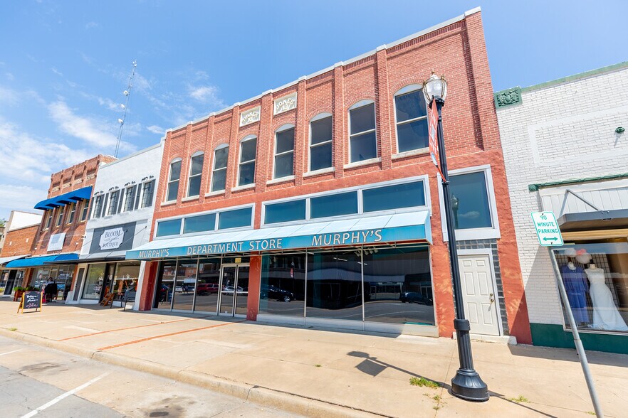 More Photos Of 815 S Main St, Stillwater Storefront Retail Office For Sale