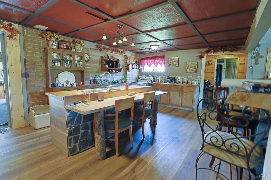 More Photos Of W16431 US Highway 2, Gould City Lodge Meeting Hall For Sale