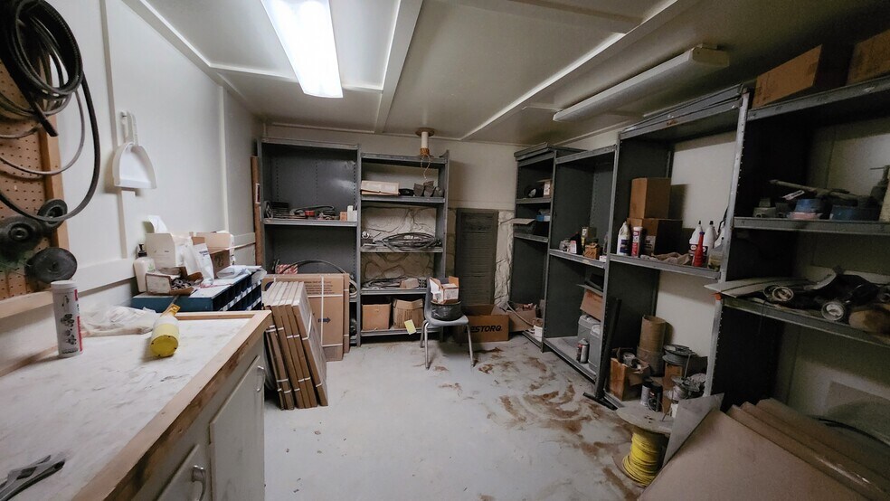 More Photos Of 530 N 400 W, Malad City Warehouse For Sale