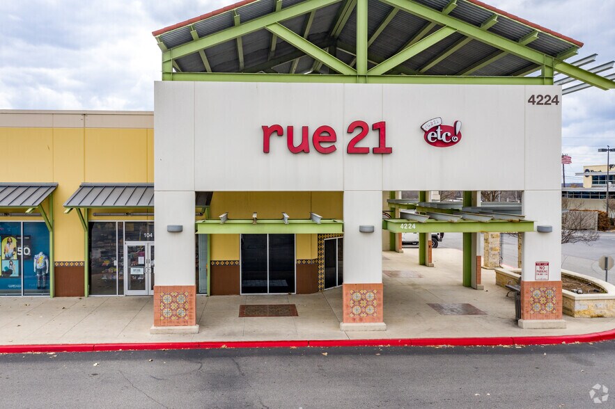 More Photos Of 4100 S New Braunfels Ave, San Antonio Unknown For Lease