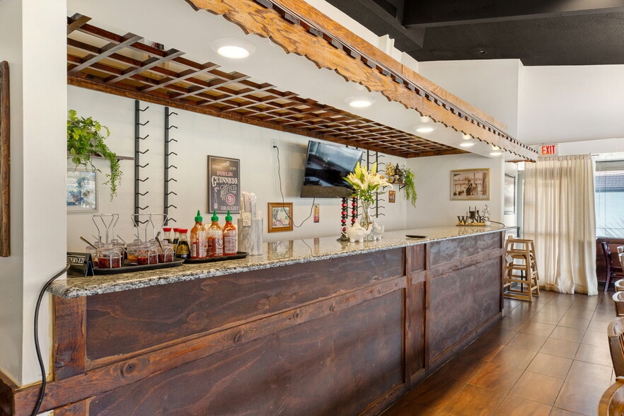 Primary Photo Of 430 E Saint George Blvd, Saint George Restaurant For Lease