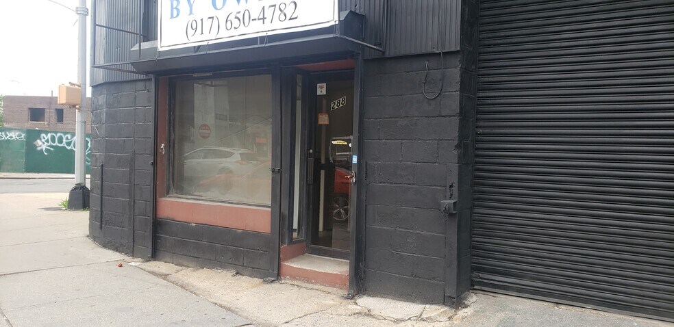 More Photos Of 286-294 Hamilton Ave, Brooklyn Warehouse For Lease