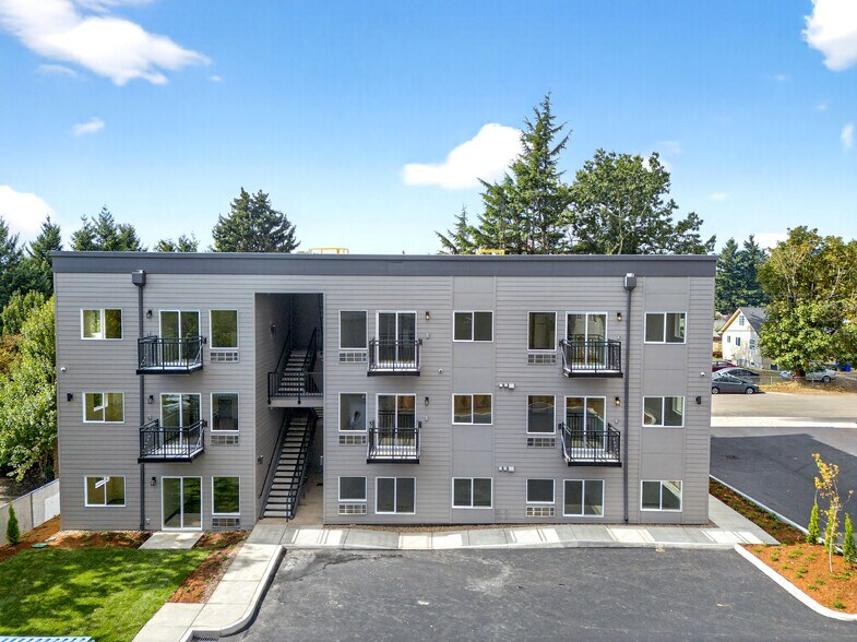 More Photos Of 3254 SE 90th Pl, Portland Apartments For Sale