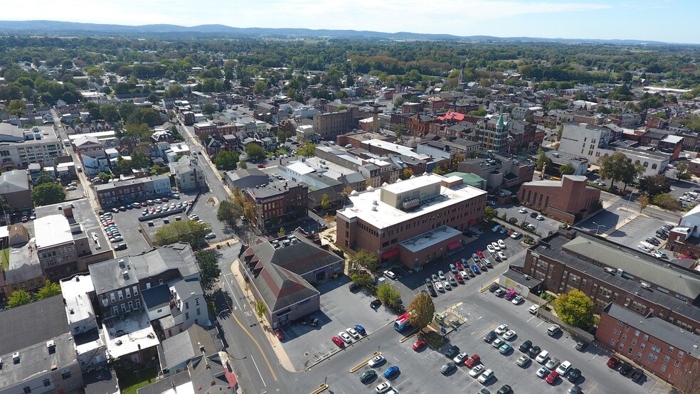 More Photos Of 701 Cumberland St, Lebanon Storefront For Lease