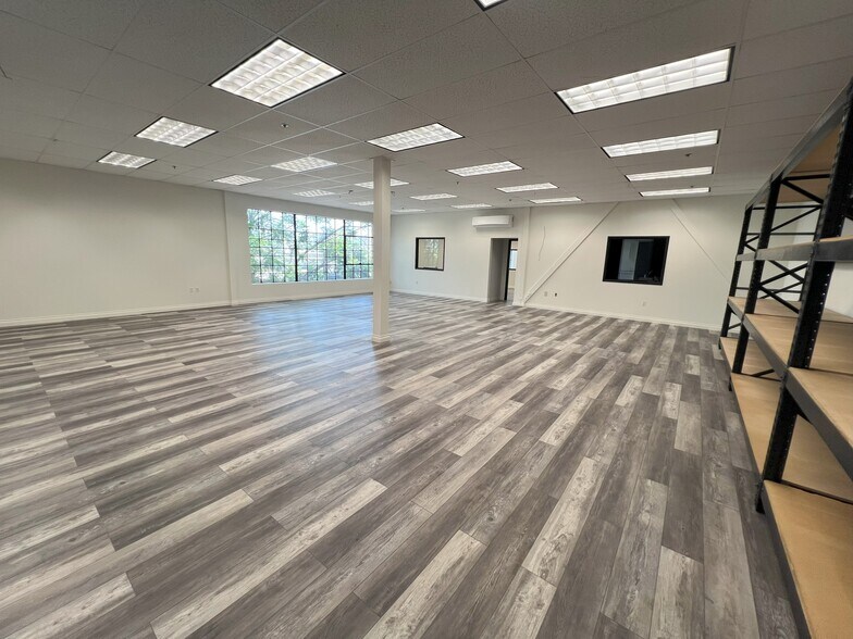 More Photos Of 1801 S Hill St, Los Angeles Industrial For Sale