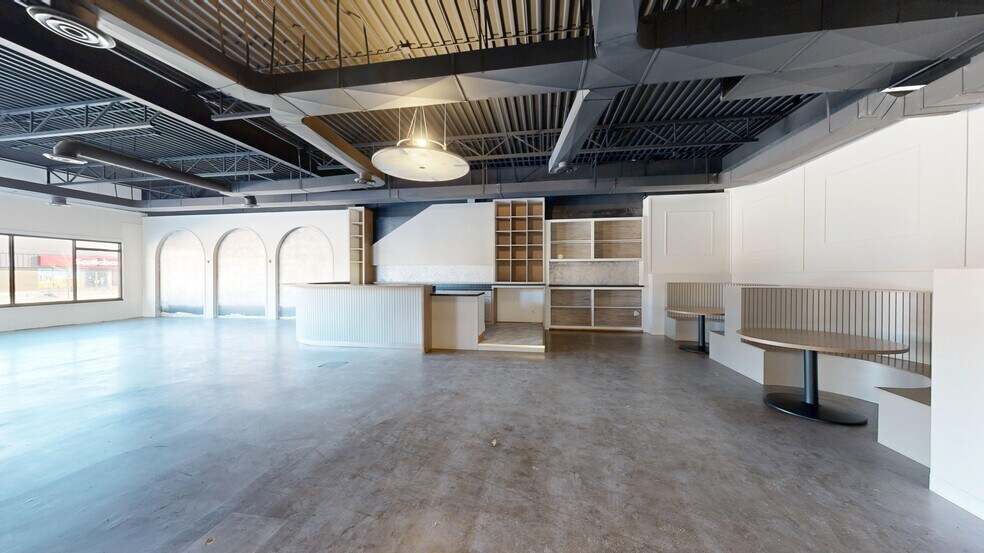 More Photos Of 4810 50 st, Stettler Flex For Lease