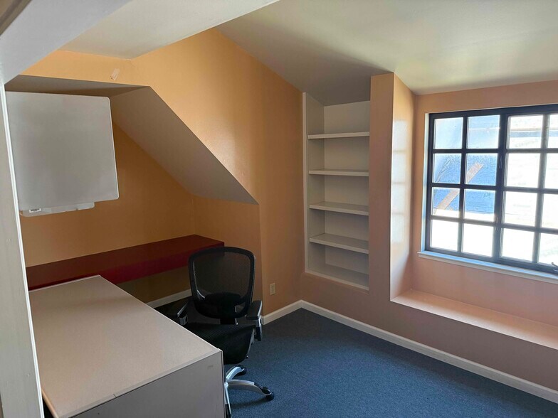 More Photos Of 256 San Jose St, Salinas Medical For Lease