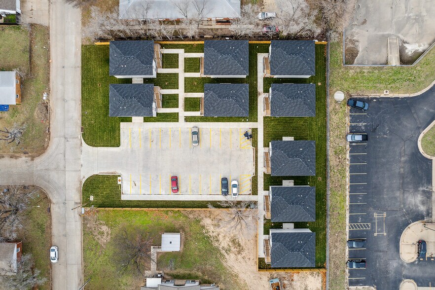 More Photos Of 3212-3244 S. Victoria St, Wichita Apartments For Sale