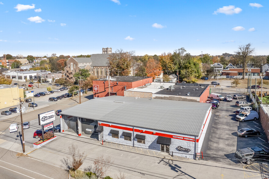 Primary Photo Of 622 N Central St, Knoxville General Retail For Sale