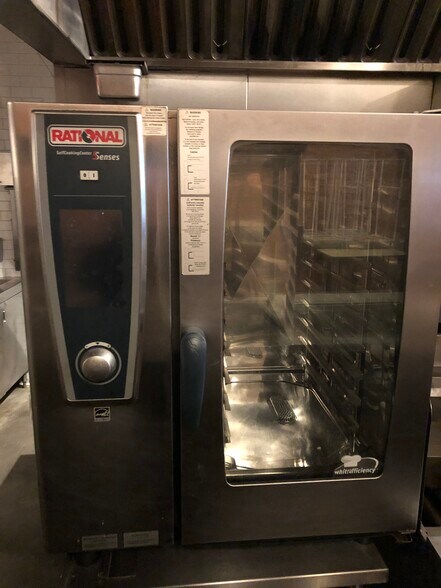 More Photos Of 62 Cordova St E, Vancouver Freestanding For Lease