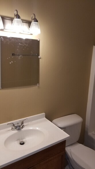 More Photos Of 156 Delmar Ln, Newport News Apartments For Sale