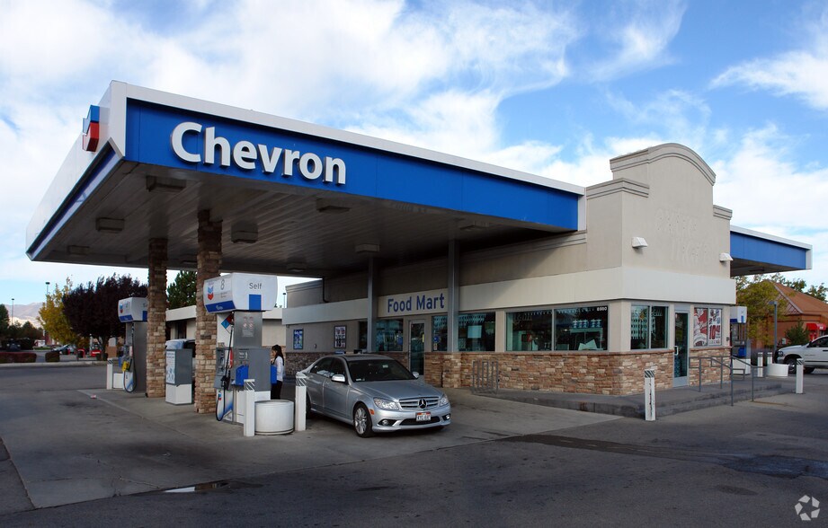 More Photos Of 8980 S Redwood Rd, West Jordan Convenience Store For Lease