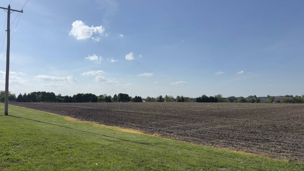 More Photos Of Pin 14-11-477-001 Northtown And Pipeline Rds, Normal Land For Sale