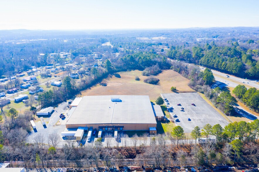 More Photos Of 2000 Overhead Bridge Rd NE, Cleveland Manufacturing For Sale