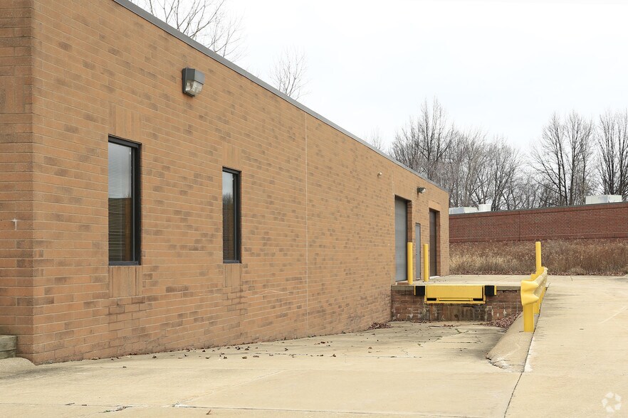 More Photos Of 7855 Division Dr, Mentor Manufacturing For Sale