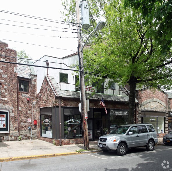 More Photos Of 1971 Palmer Ave, Larchmont Storefront Retail Office For Lease