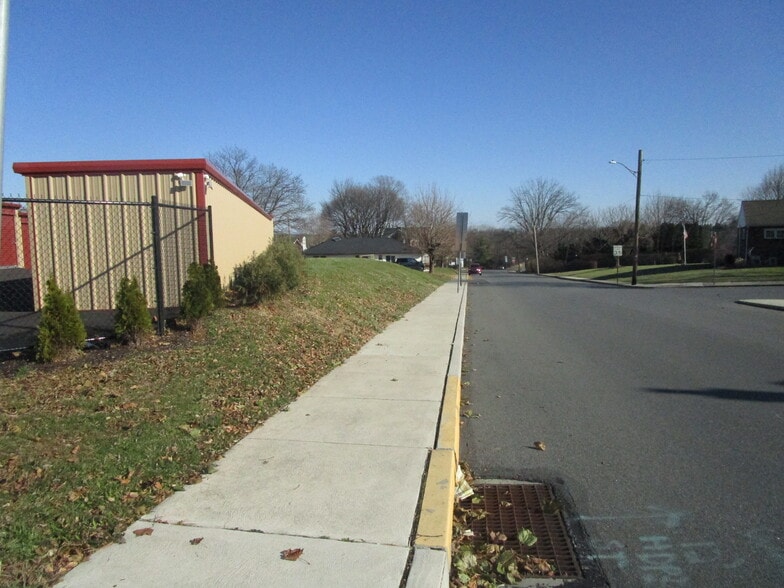More Photos Of 219 S 5th St, Coplay Self Storage For Sale